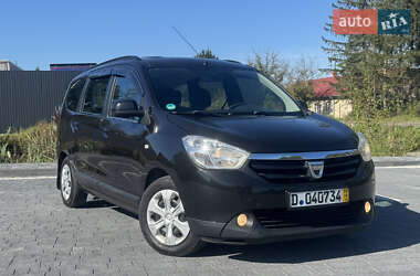 Минивэн Dacia Lodgy 2012 в 