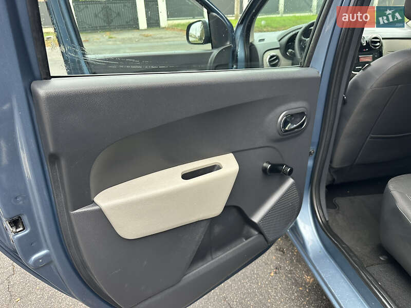 Мінівен Dacia Lodgy 2014 в Вінниці