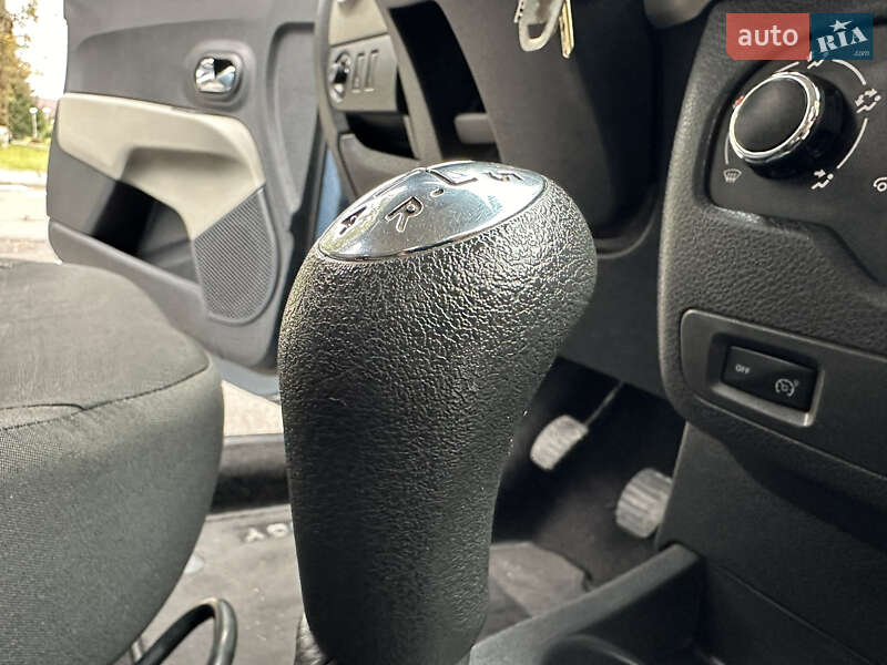 Мінівен Dacia Lodgy 2014 в Вінниці