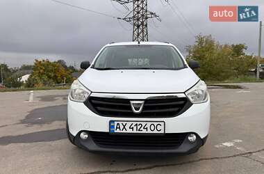 Минивэн Dacia Lodgy 2012 в 