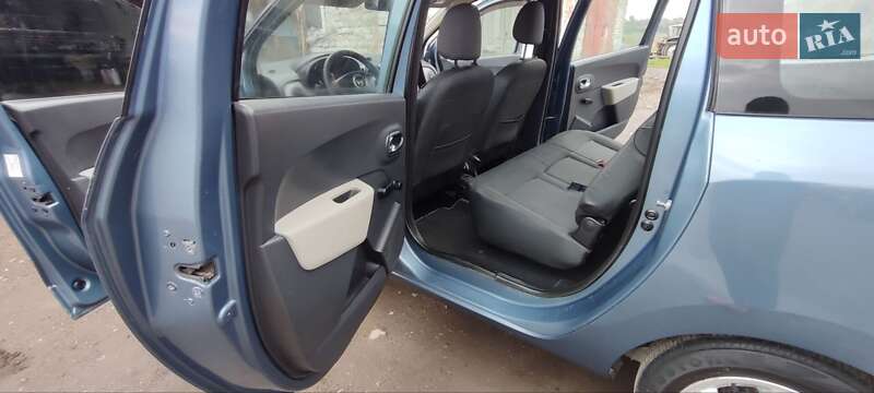 Минивэн Dacia Lodgy 2013 в Луцке