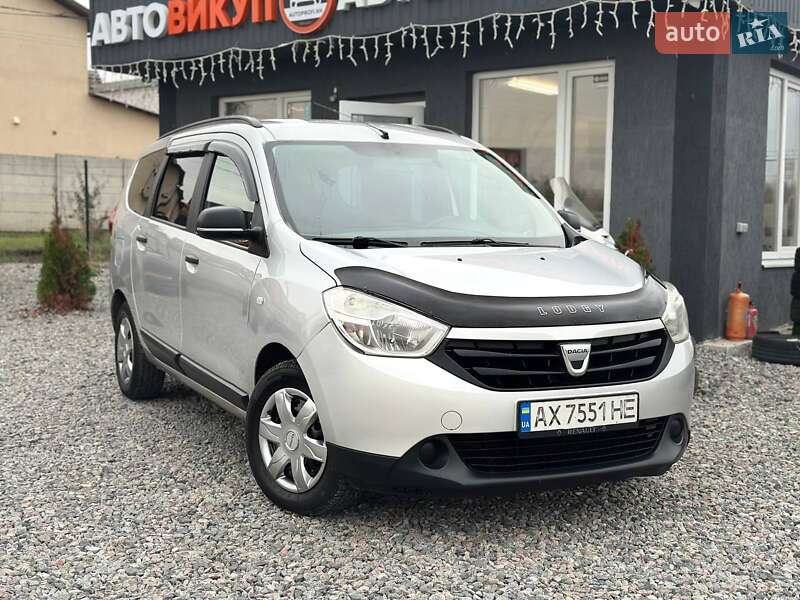 Dacia Lodgy 2013