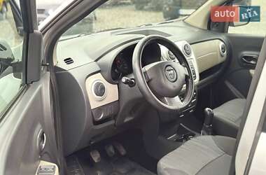 Минивэн Dacia Lodgy 2013 в 