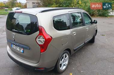 Минивэн Dacia Lodgy 2012 в 