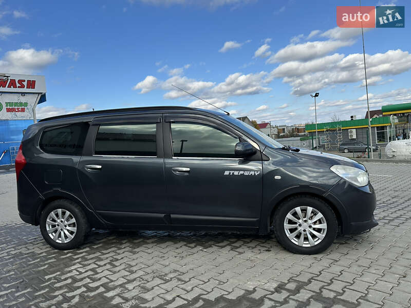 Минивэн Dacia Lodgy 2012 в Каменец-Подольском фото 12 Минивэн Dacia Lodgy 2012 в Каменец-Подольском