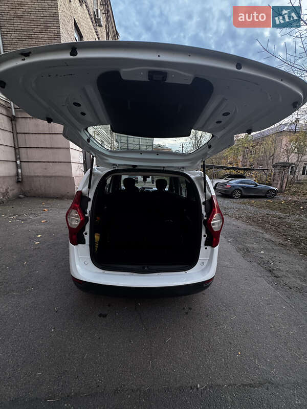 Мінівен Dacia Lodgy 2016 в Кривому Розі