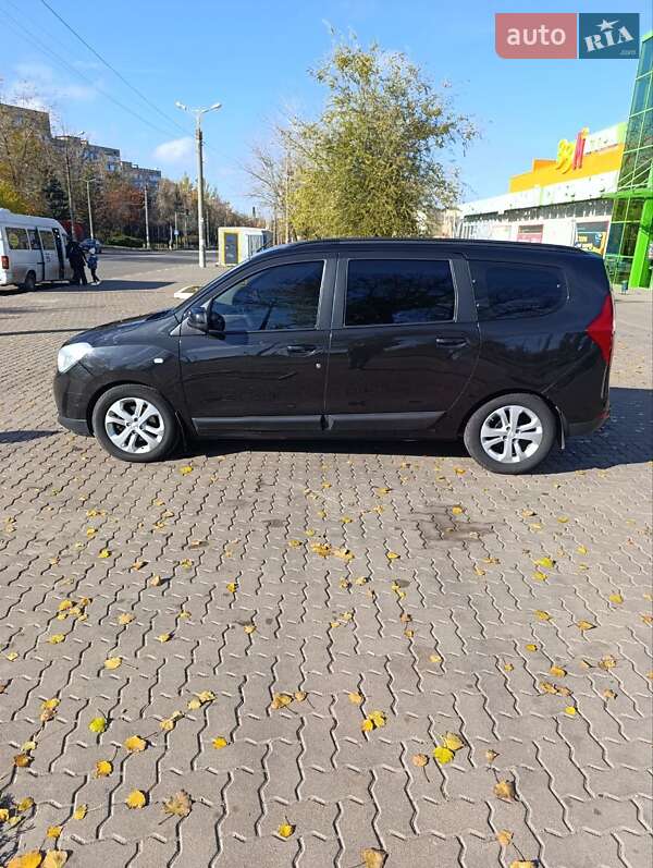 Минивэн Dacia Lodgy 2013 в Кривом Роге