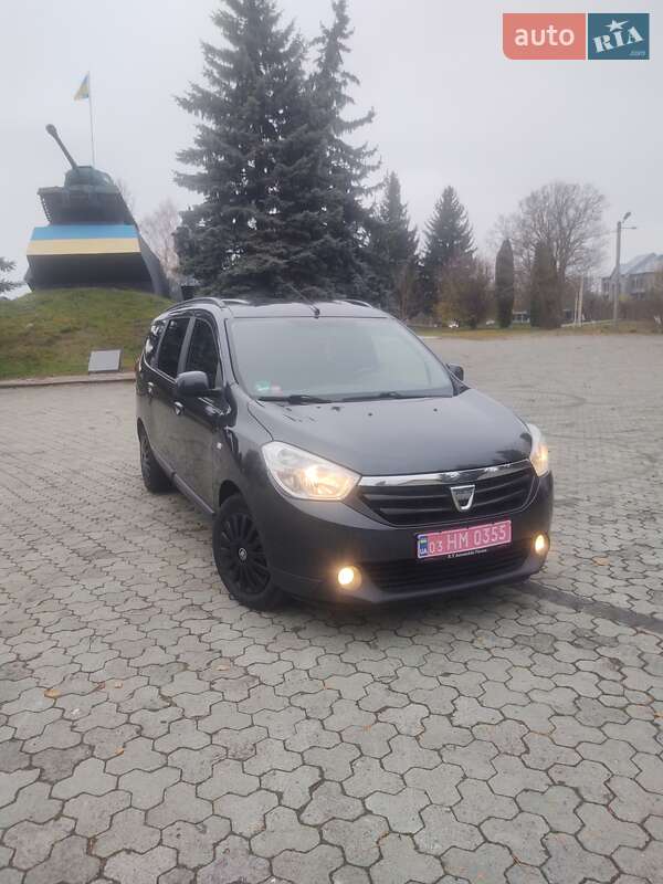 Минивэн Dacia Lodgy 2012 в Дубно