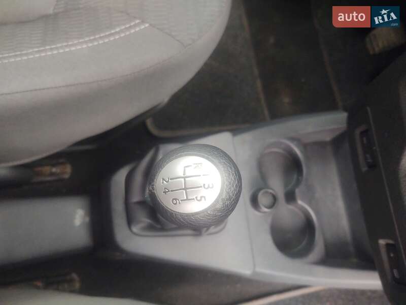 Минивэн Dacia Lodgy 2012 в Дубно