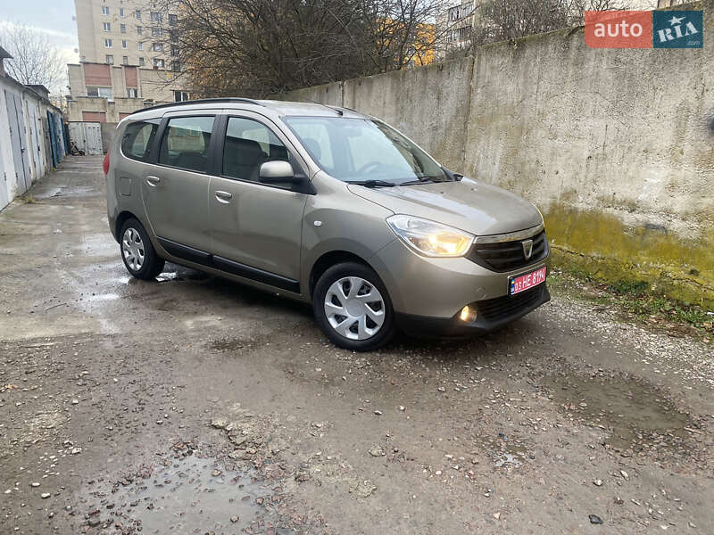 Мінівен Dacia Lodgy 2012 в Рівному