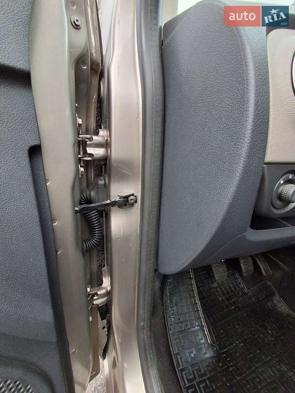 Минивэн Dacia Lodgy 2012 в Броварах