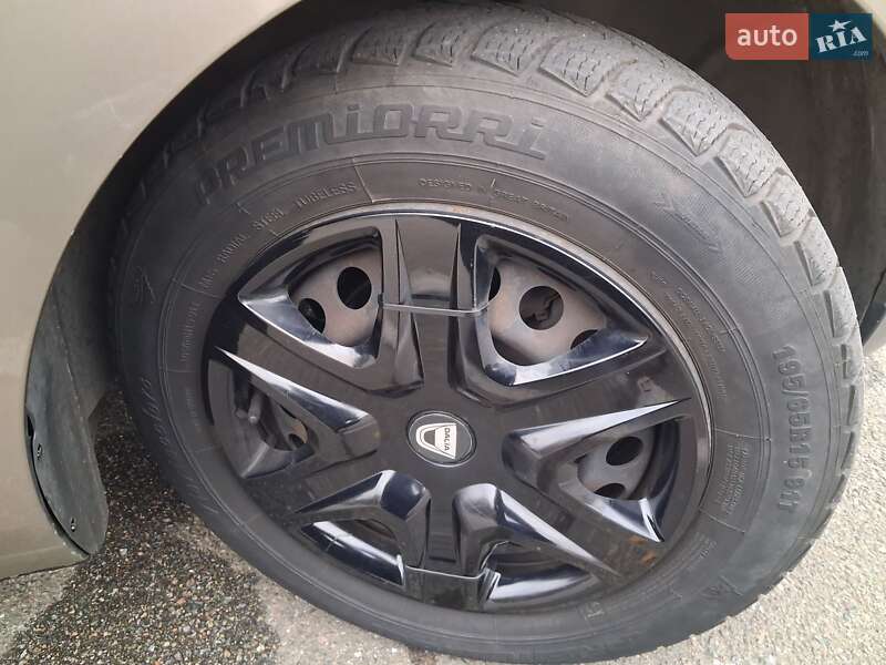 Минивэн Dacia Lodgy 2012 в Броварах