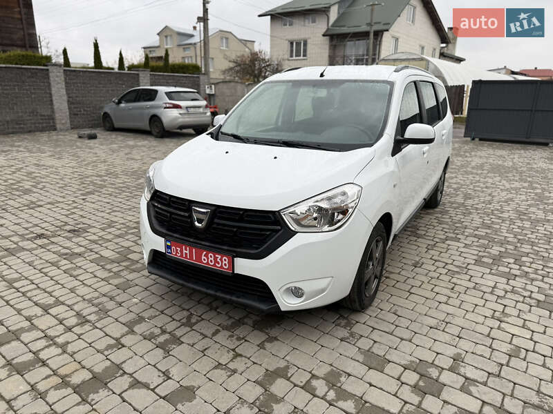 Минивэн Dacia Lodgy 2017 в Львове