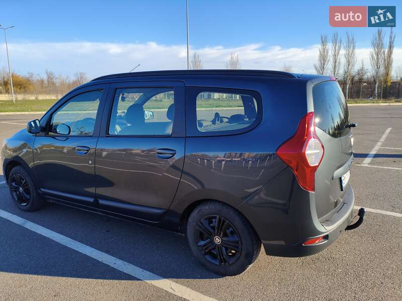 Мінівен Dacia Lodgy 2012 в Сумах