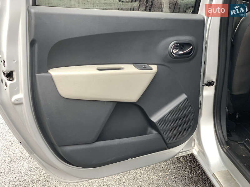 Минивэн Dacia Lodgy 2012 в Виннице