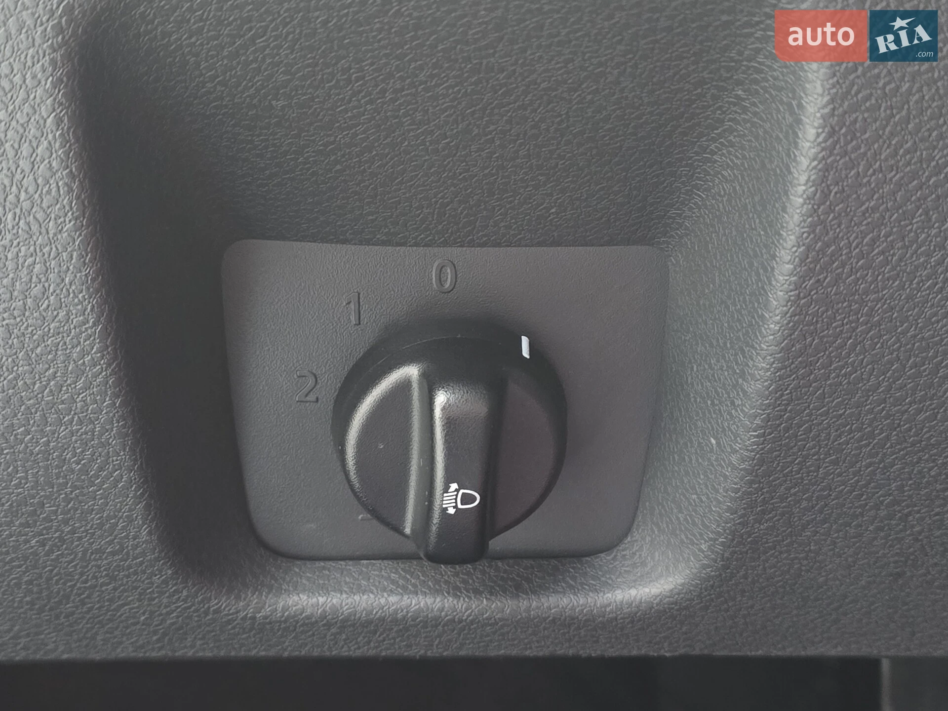 2015 Dacia Lodgy - мініатюра 38