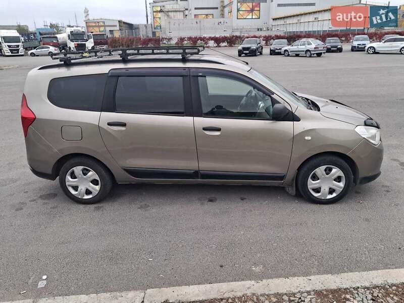 Dacia Lodgy 2014 Dacia Lodgy 2014