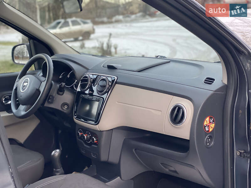 Мінівен Dacia Lodgy 2013 в Старокостянтинові
