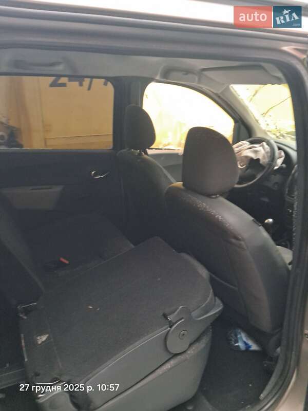 Мінівен Dacia Lodgy 2013 в Вінниці