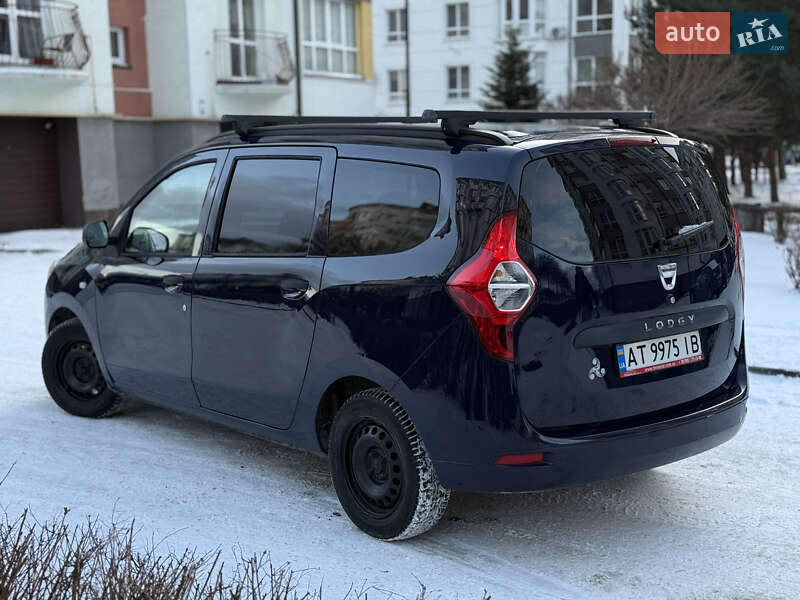 Мінівен Dacia Lodgy 2012 в Івано-Франківську