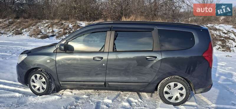 Мінівен Dacia Lodgy 2012 в Ладижині