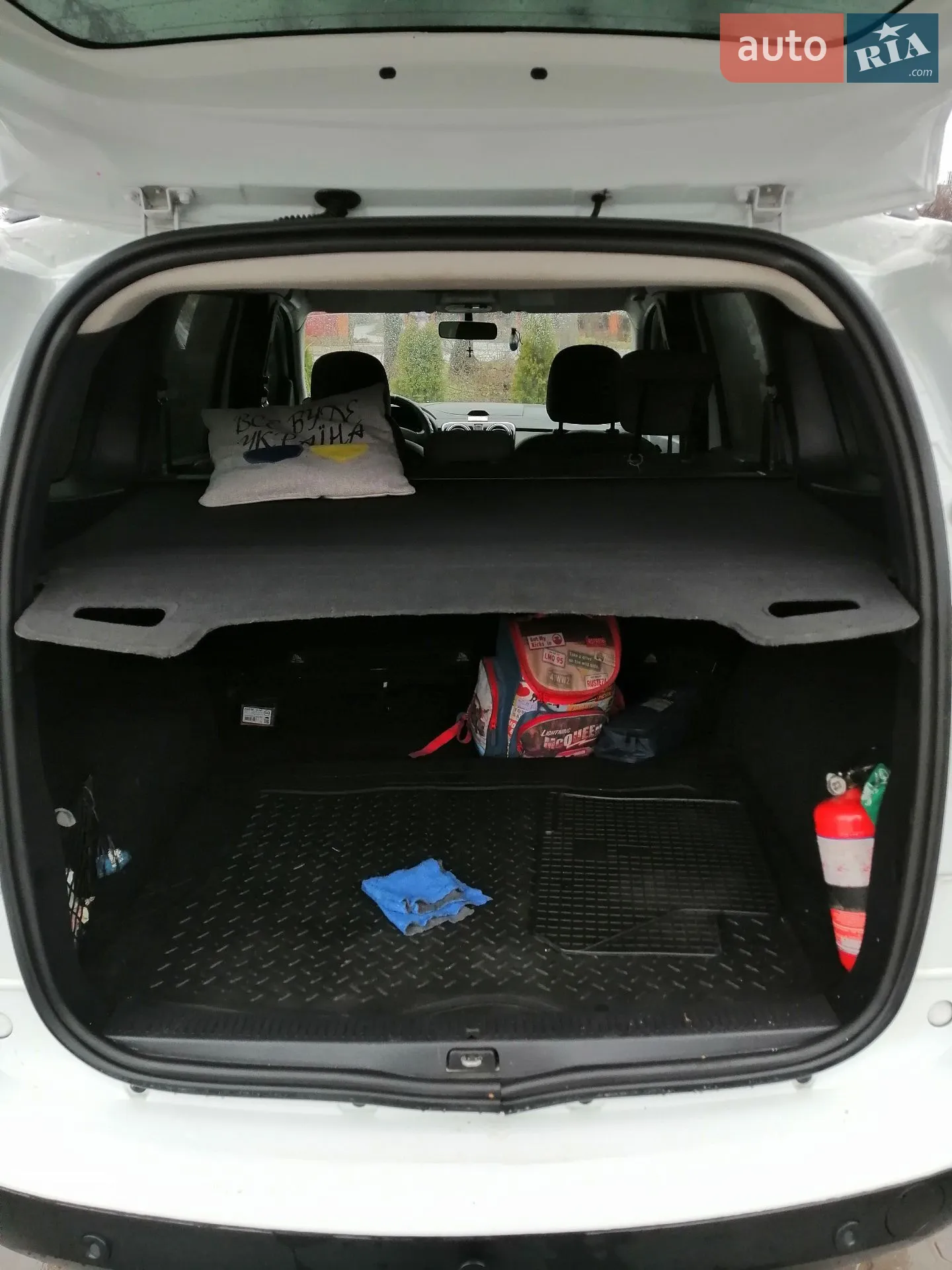 2013 Dacia Lodgy - мініатюра 12