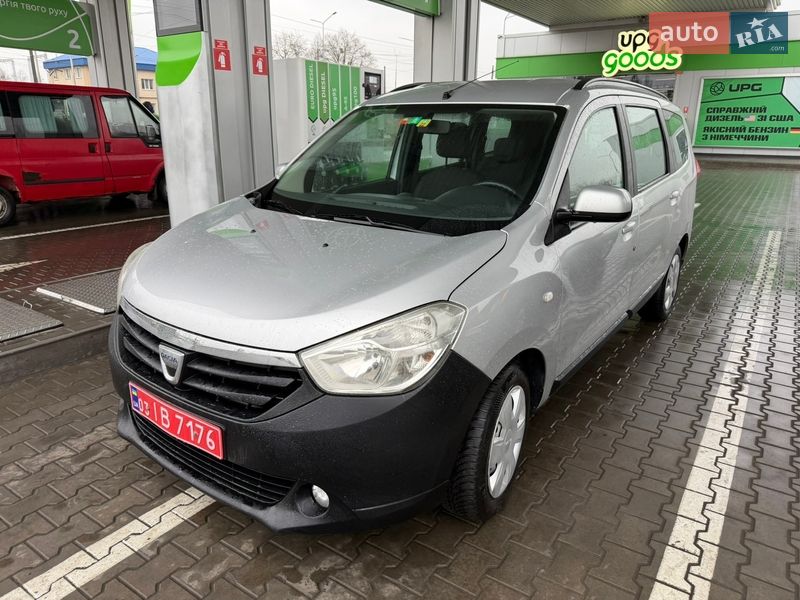 Минивэн Dacia Lodgy 2013 в Луцке