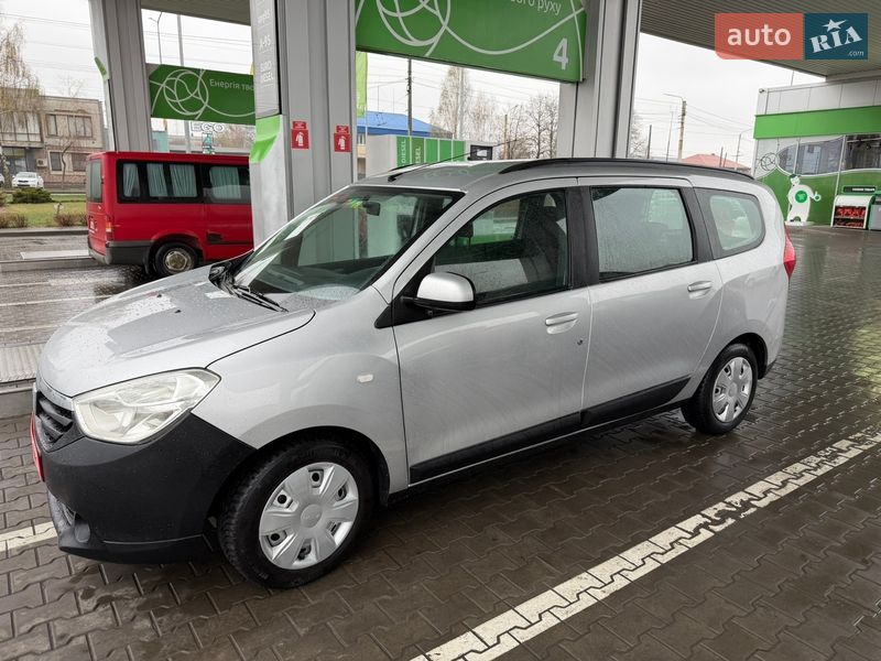 Минивэн Dacia Lodgy 2013 в Луцке
