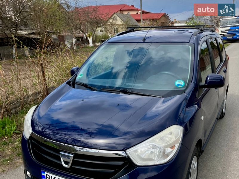 Dacia Lodgy 2012
