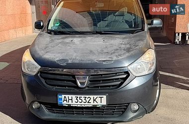 Мінівен Dacia Lodgy 2012 в Києві