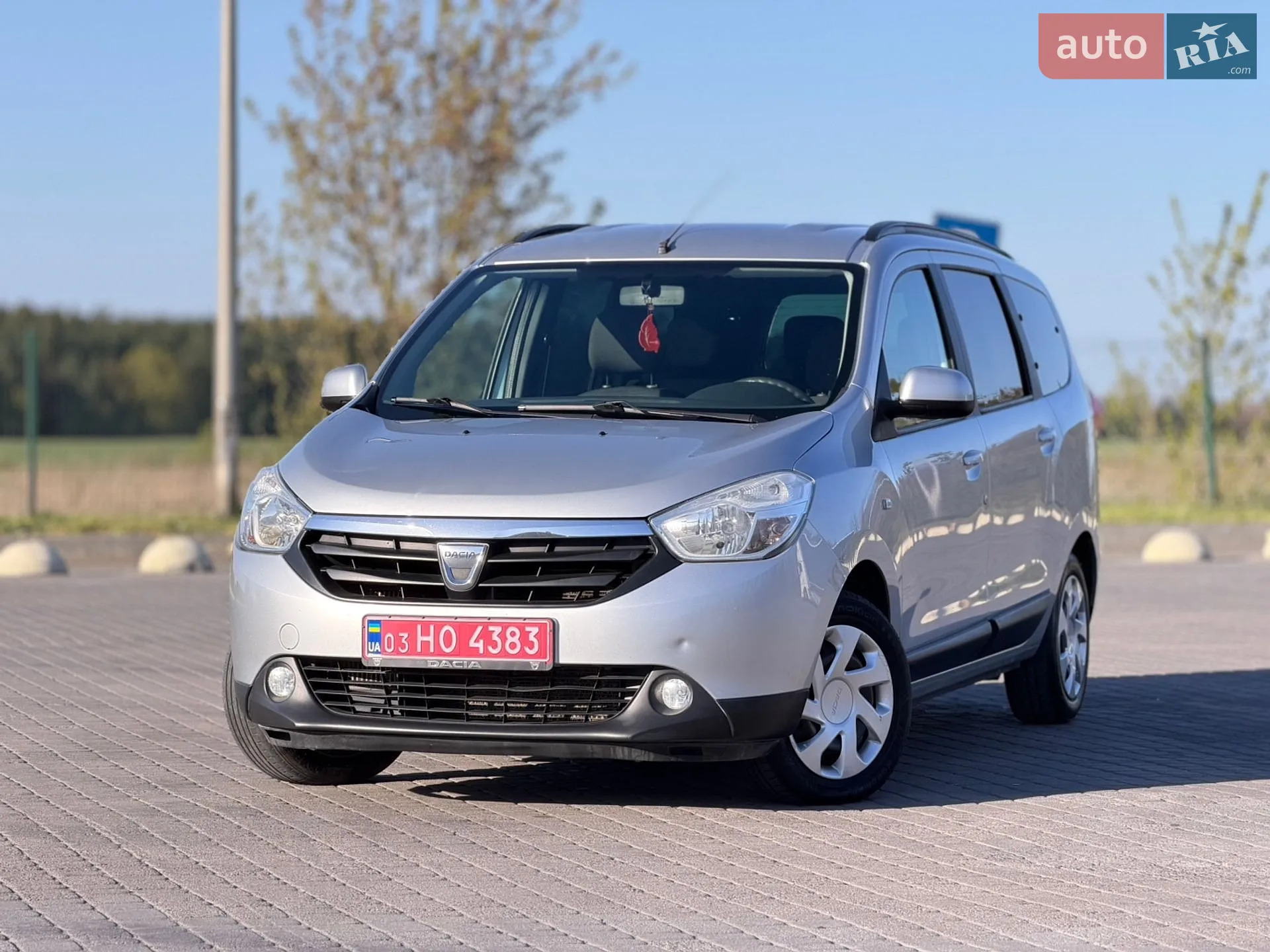2013 Dacia Lodgy - мініатюра 21