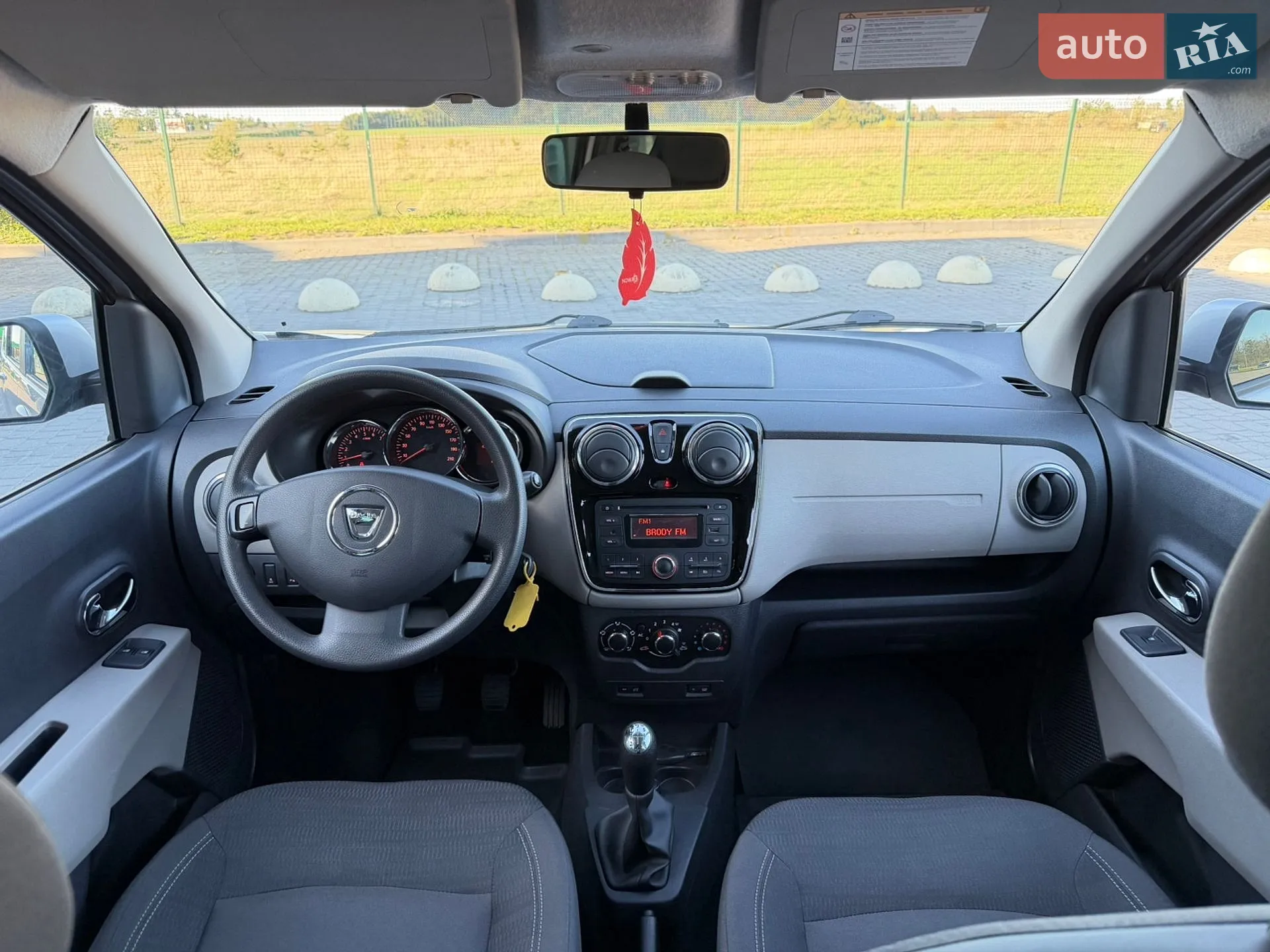 2013 Dacia Lodgy - мініатюра 32