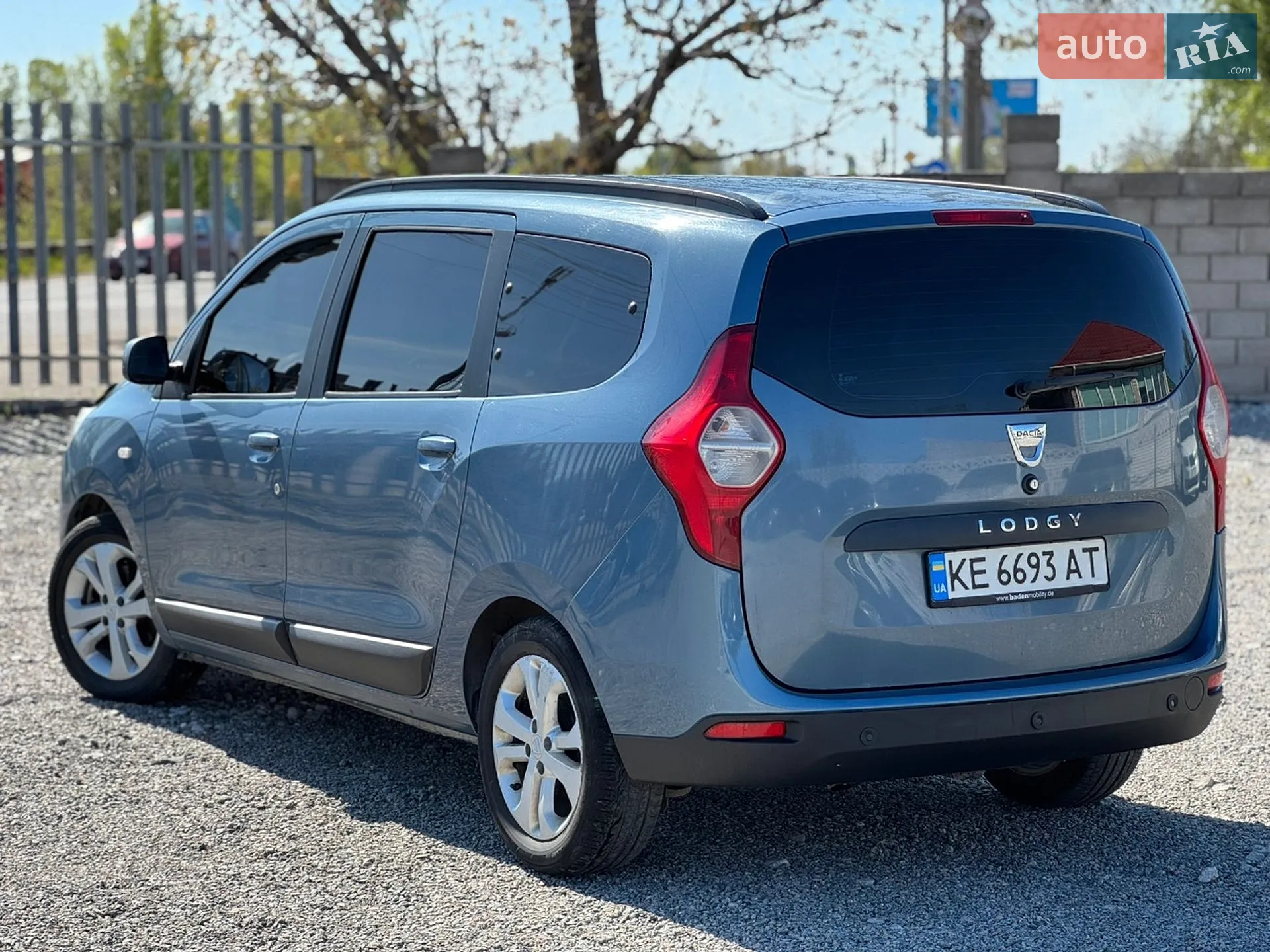2013 Dacia Lodgy - мініатюра 3