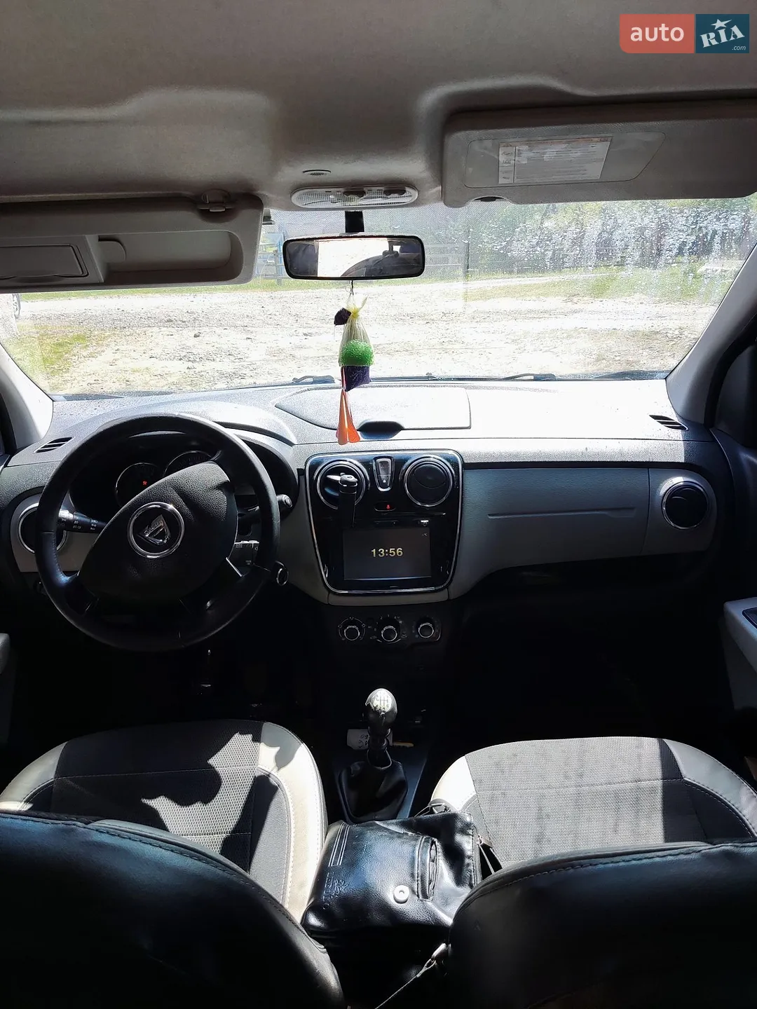 2012 Dacia Lodgy - мініатюра 11