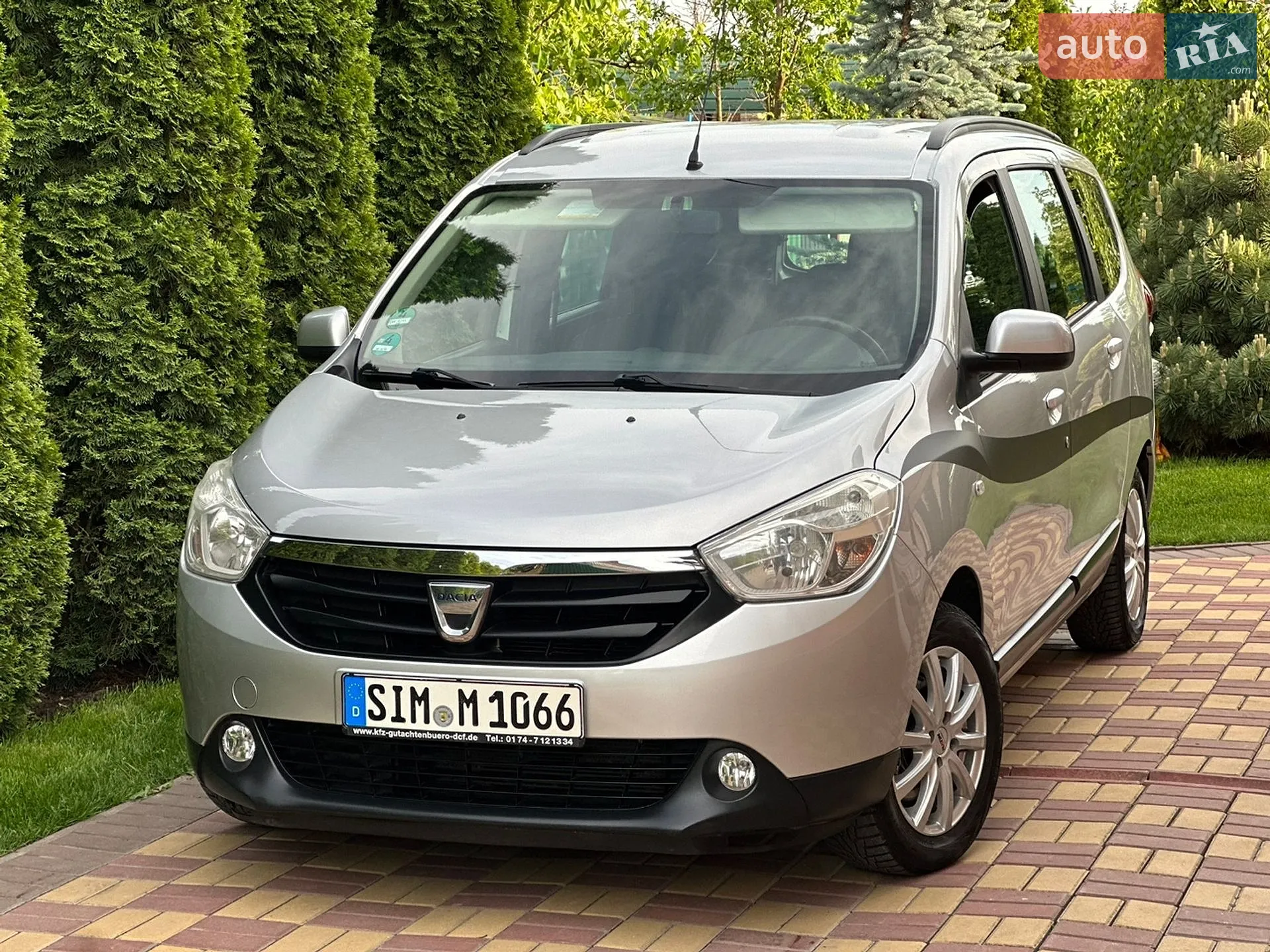 2012 Dacia Lodgy - фото 1
