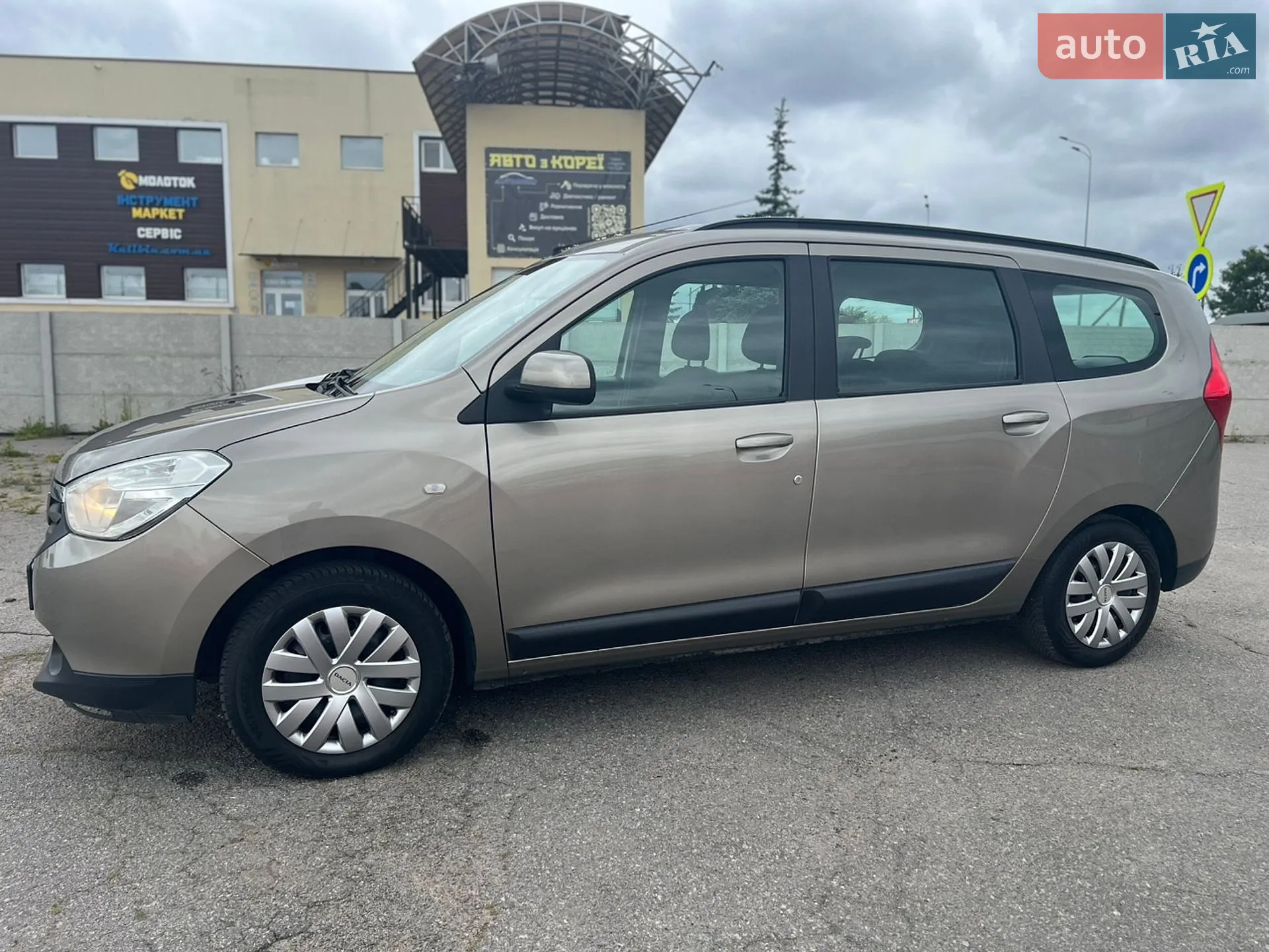 2012 Dacia Lodgy - мініатюра 6