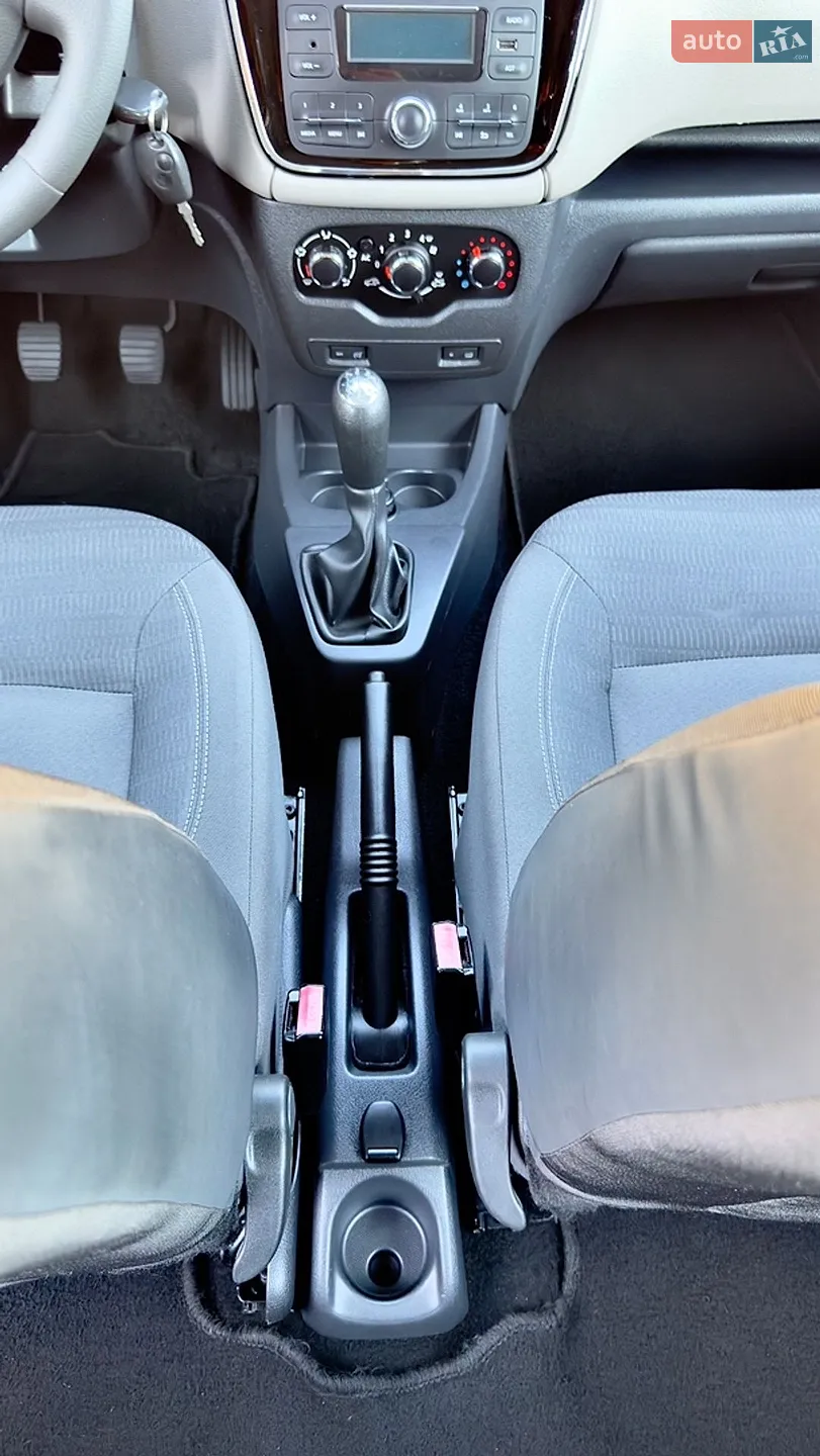 2012 Dacia Lodgy - мініатюра 47