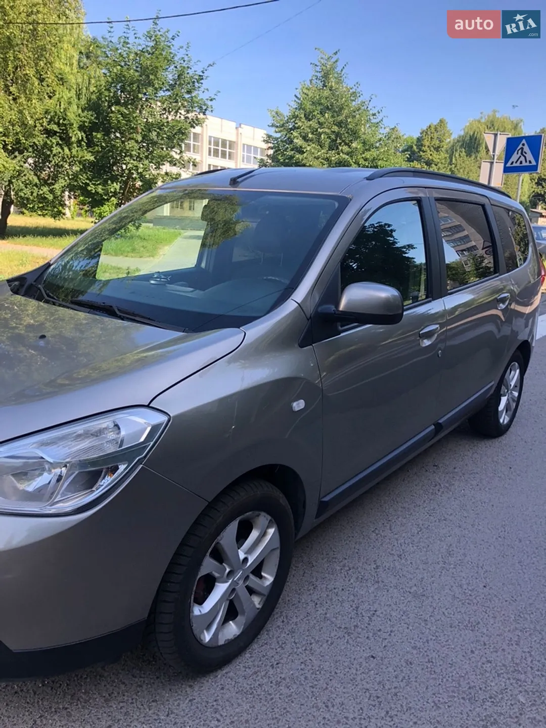 2013 Dacia Lodgy - мініатюра 3