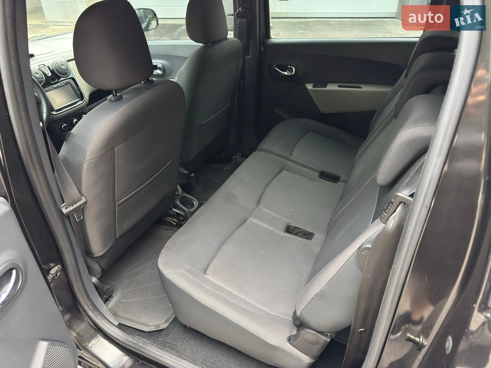 2013 Dacia Lodgy - мініатюра 6