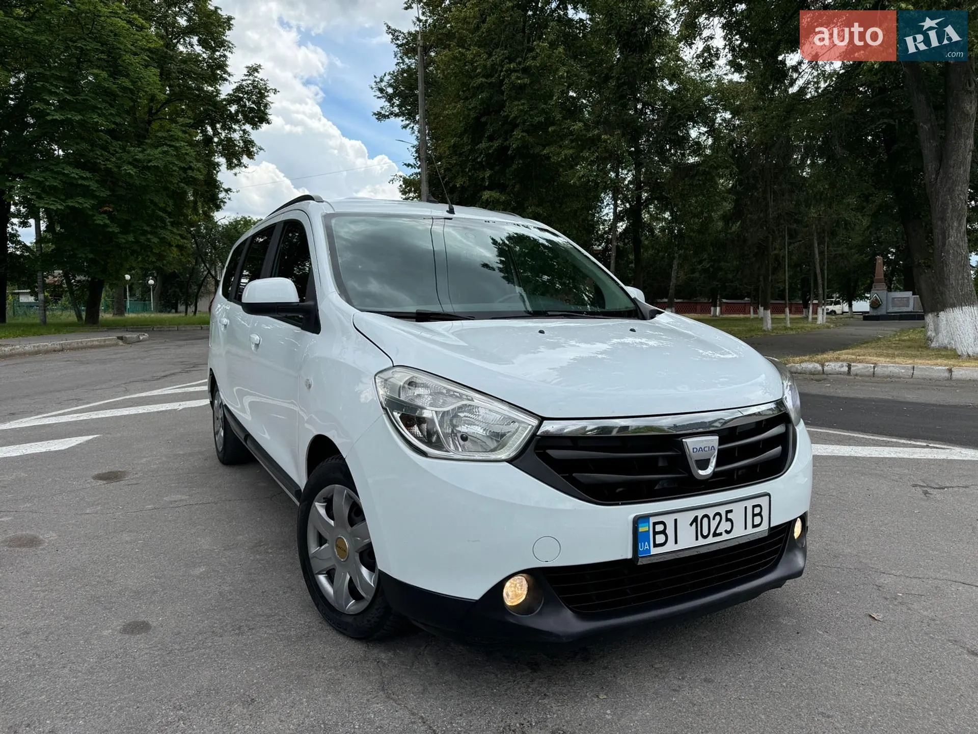 2015 Dacia Lodgy - мініатюра 19