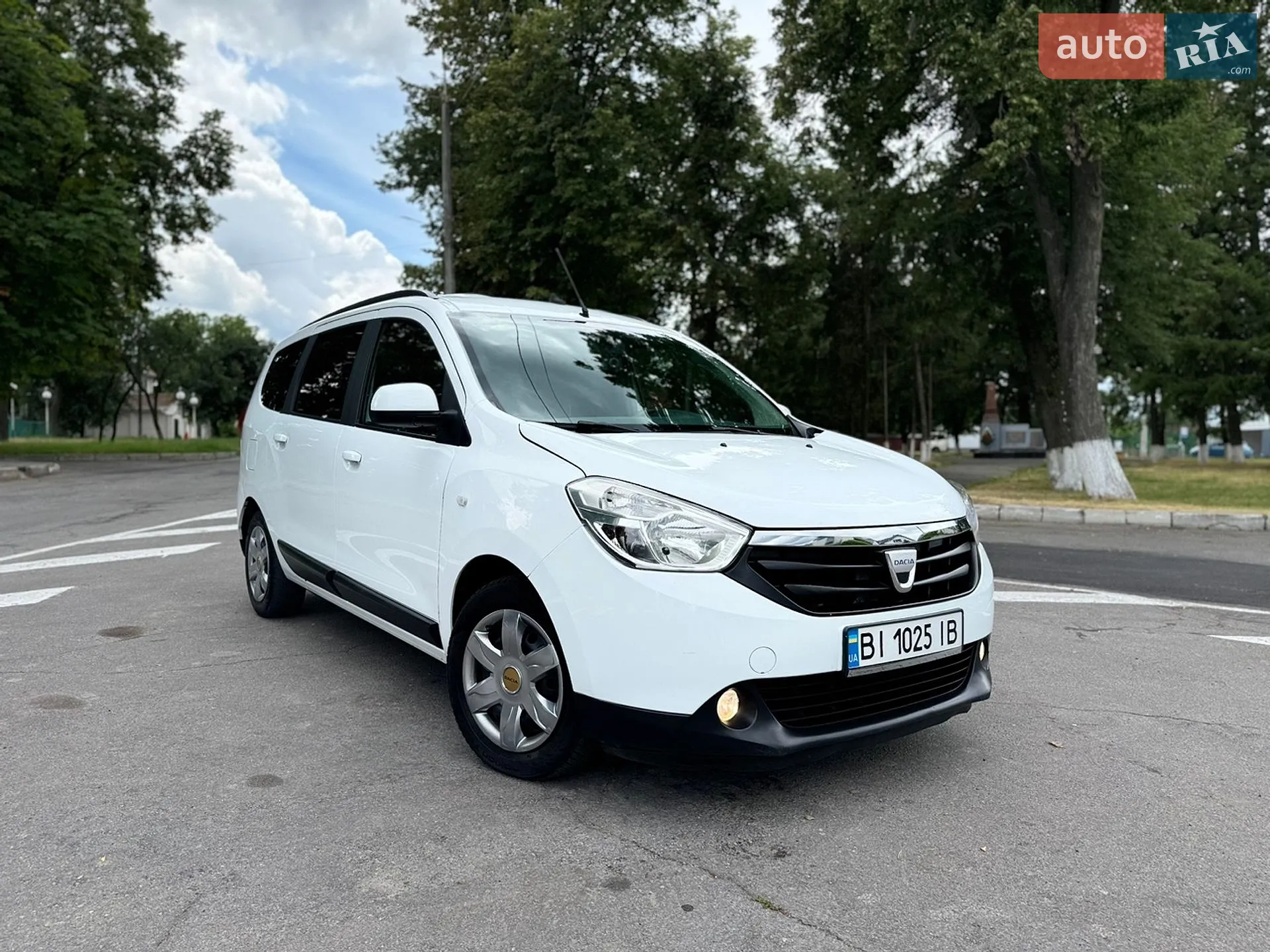 2015 Dacia Lodgy - мініатюра 21