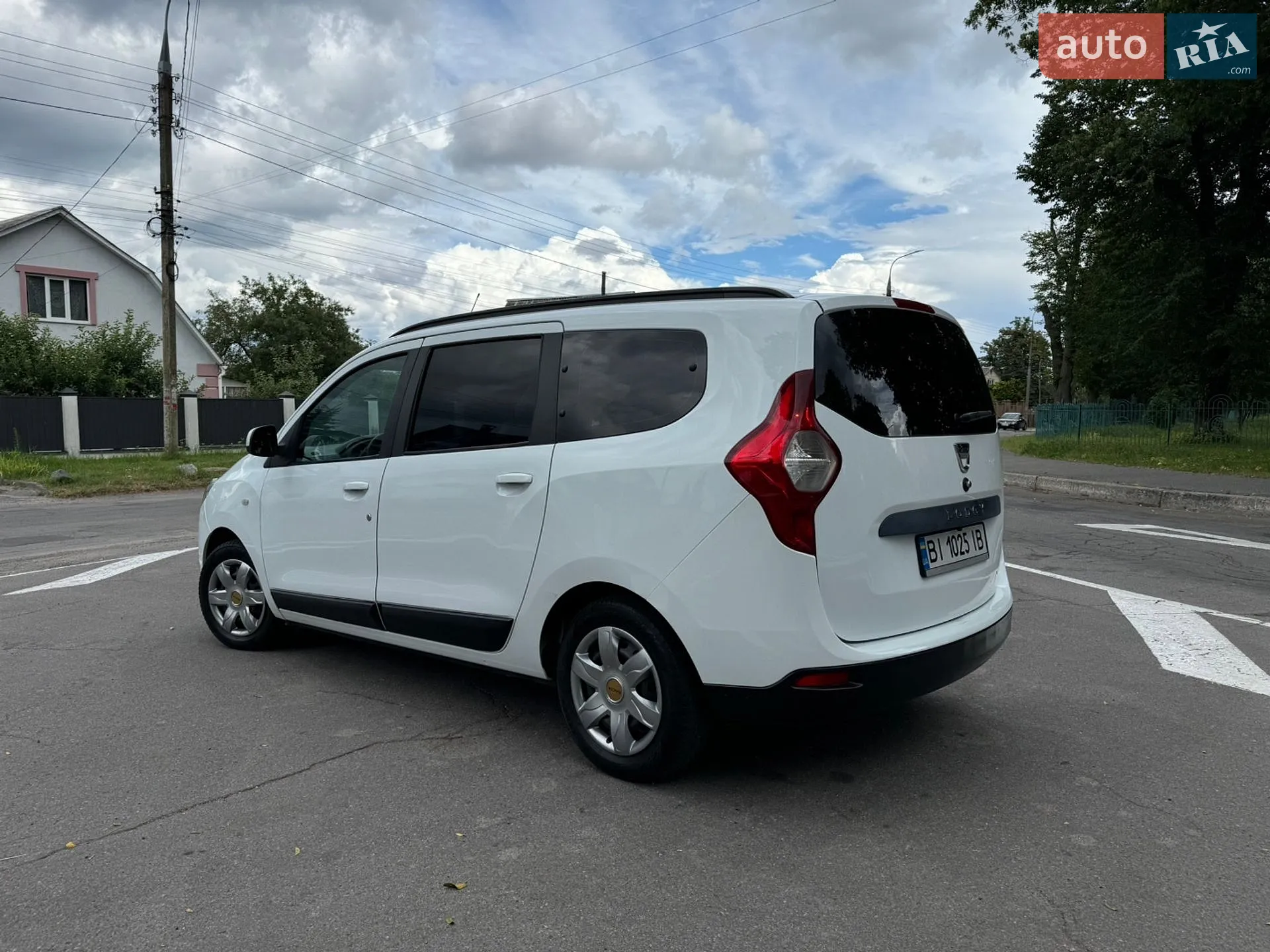 2015 Dacia Lodgy - мініатюра 25