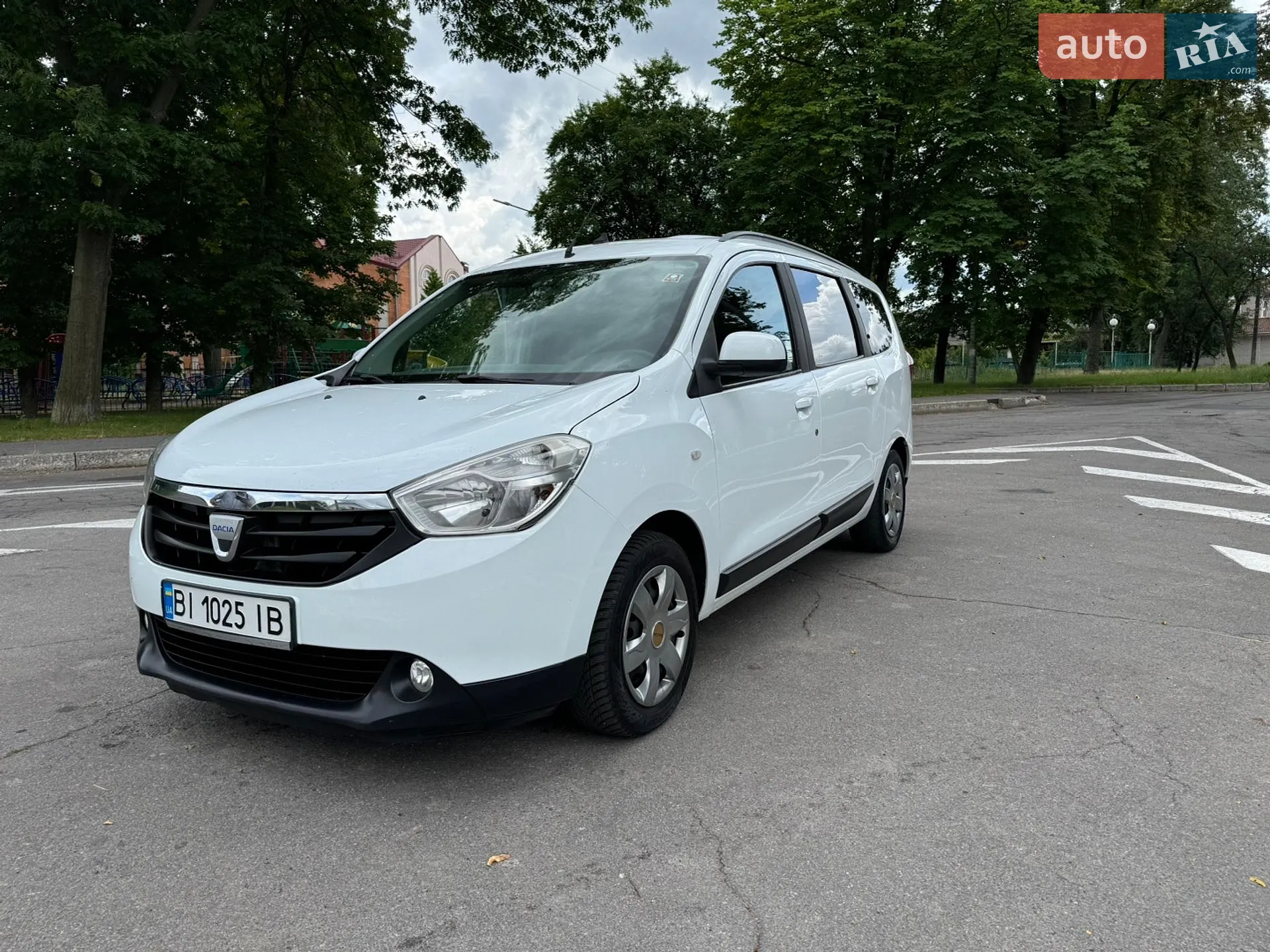 2015 Dacia Lodgy - мініатюра 29