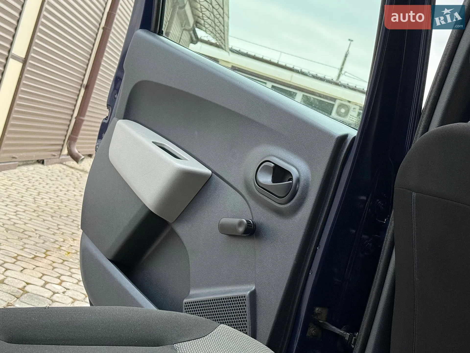 2016 Dacia Lodgy - мініатюра 51