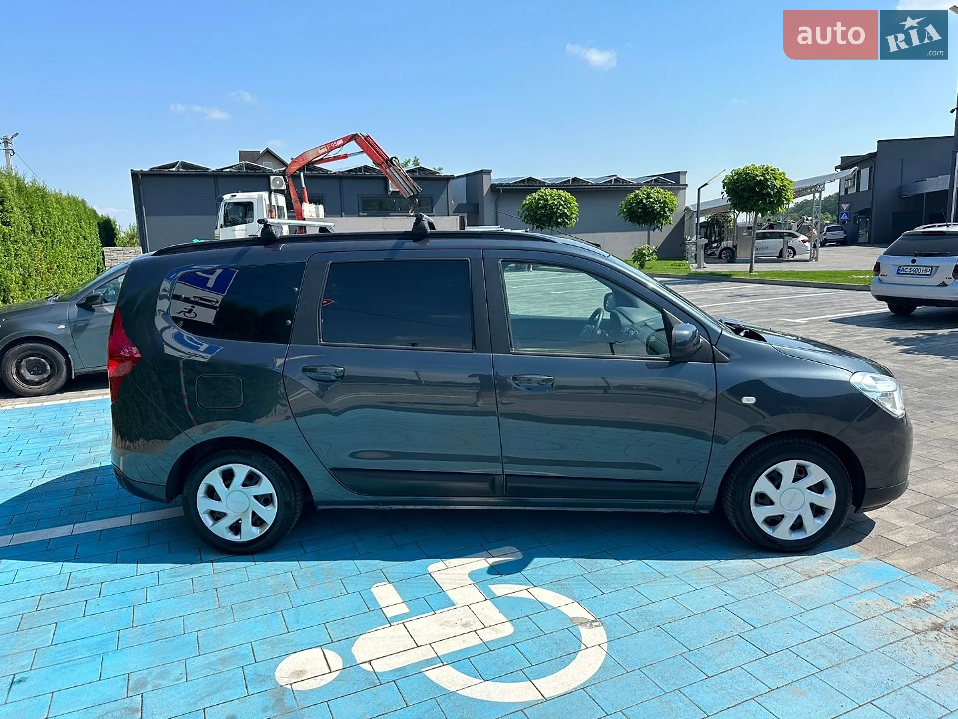 2012 Dacia Lodgy - мініатюра 10