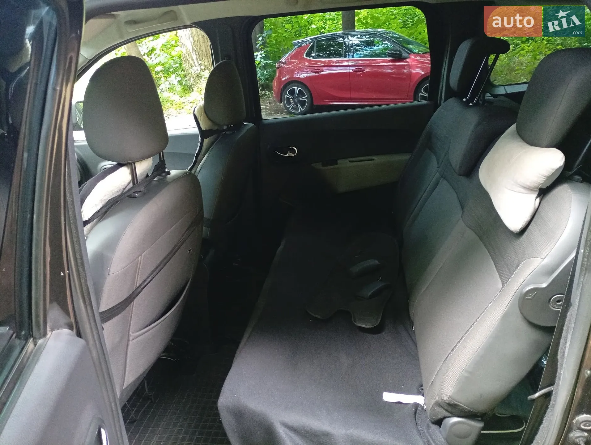 2013 Dacia Lodgy - мініатюра 4