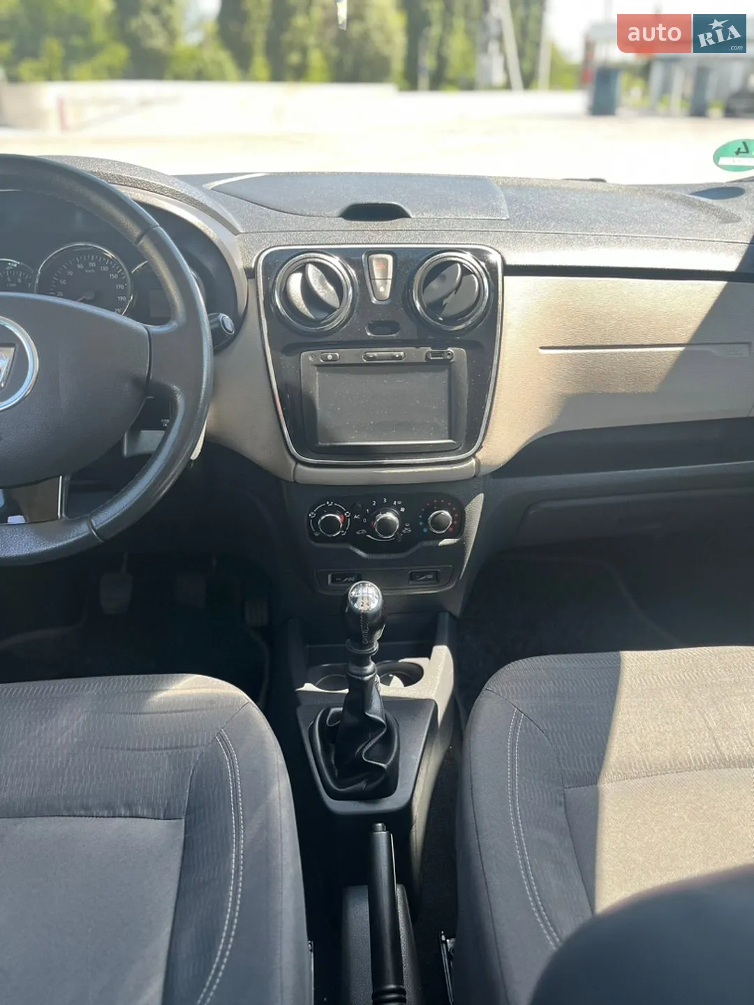 2013 Dacia Lodgy - мініатюра 31