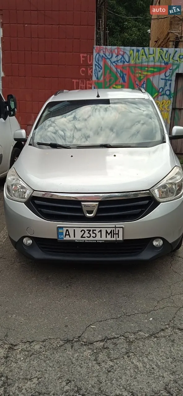 2014 Dacia Lodgy - фото 1