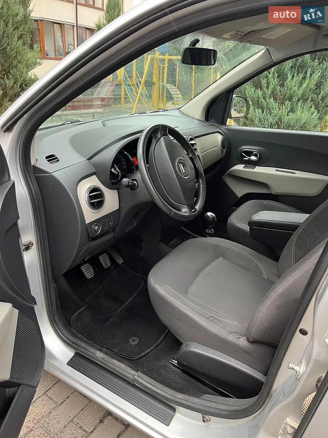 2014 Dacia Lodgy - мініатюра 6