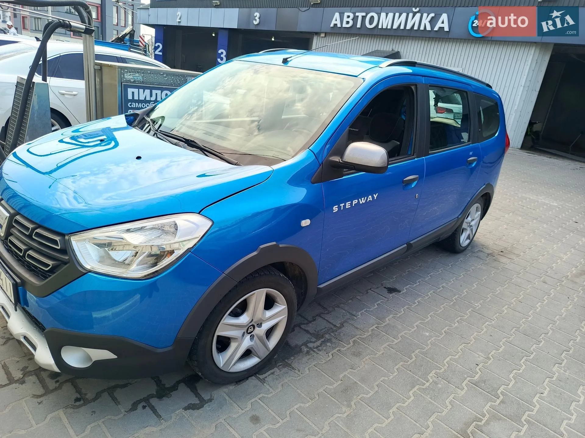 2018 Dacia Lodgy - мініатюра 10